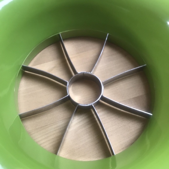 ⚡️FINAL PRICE⚡️ IKEA Green Apple Slicer - Picture 2 of 8